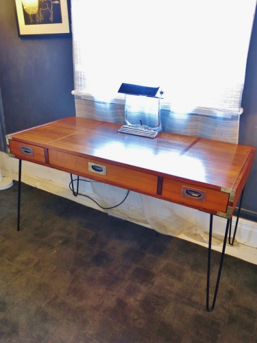 Utility table or low desk on hairpin legs USA 1950