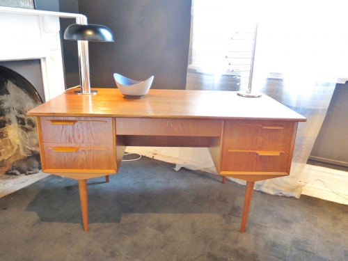 Danish desk in Oak