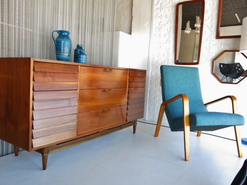 American Mid Century Sideboard with louvre drawer detail
