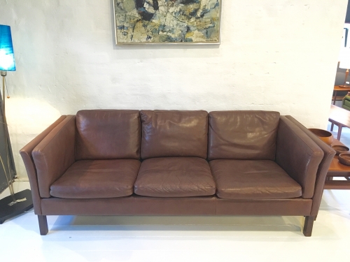 Buffalo leather lounge