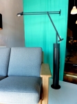 TIZIO PLUS by ARTEMIDE ITALIA
MULTI DIRECTIONAL LAMP HEAD MODEL
WITH FLOOR BASE.
