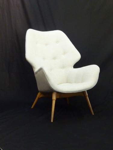 Featherston B230 contour chair